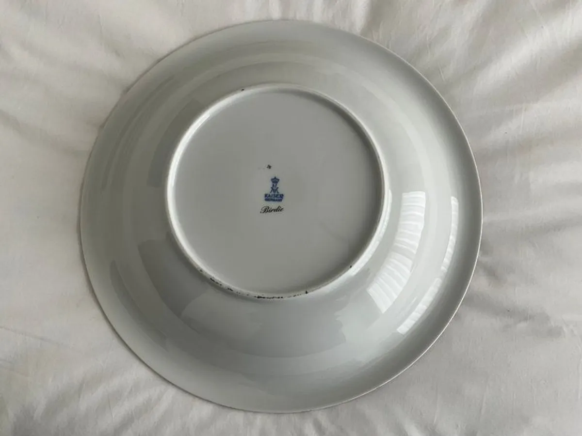 Kaiser 'Birdie' German Porcelain Plate/bowl 32cm - Image 2