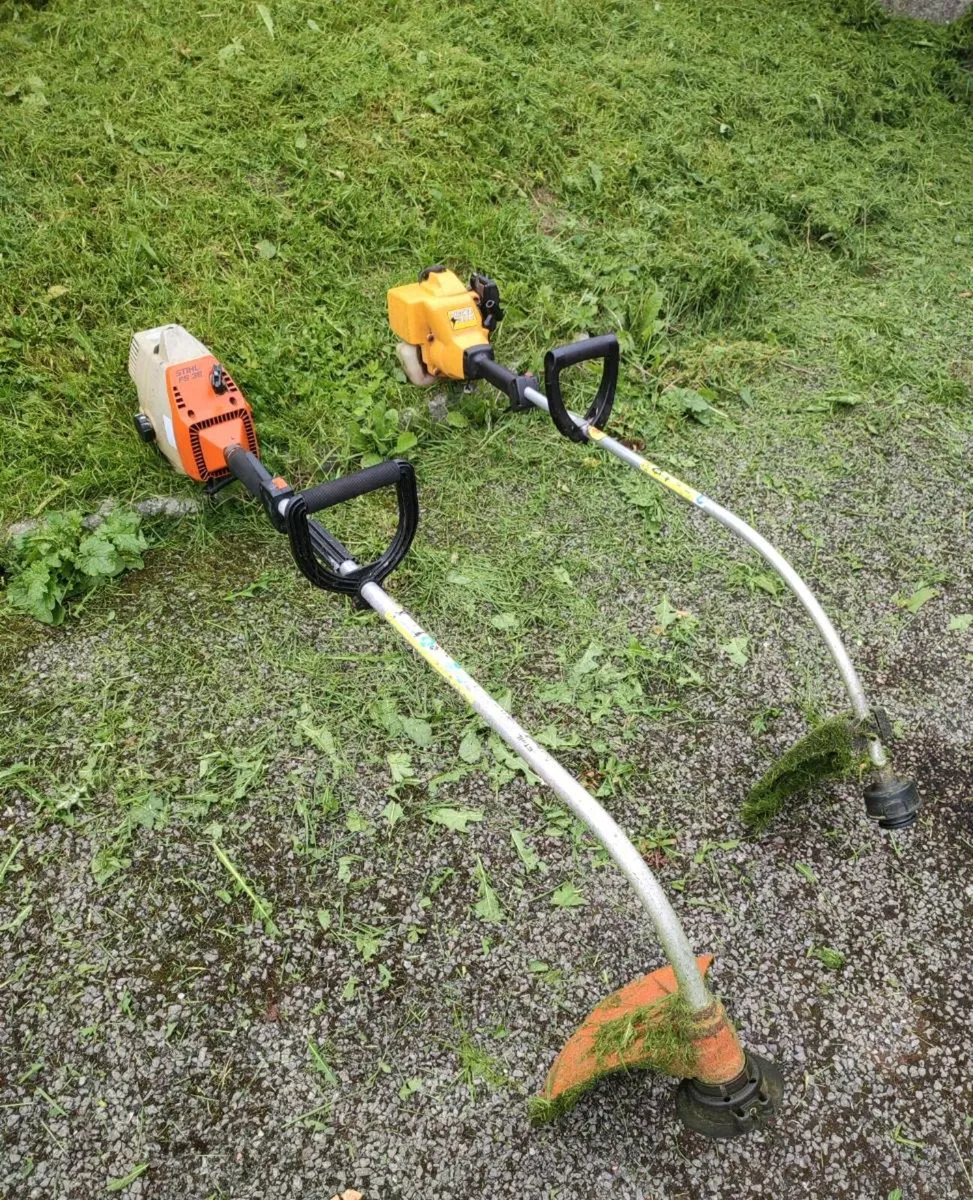 Grass Strimmer - Image 1