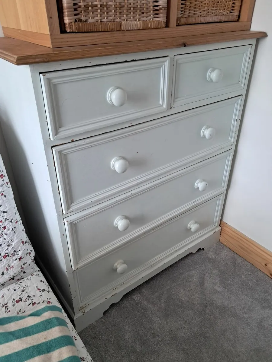 Vintage Chest of Drawers - Image 2