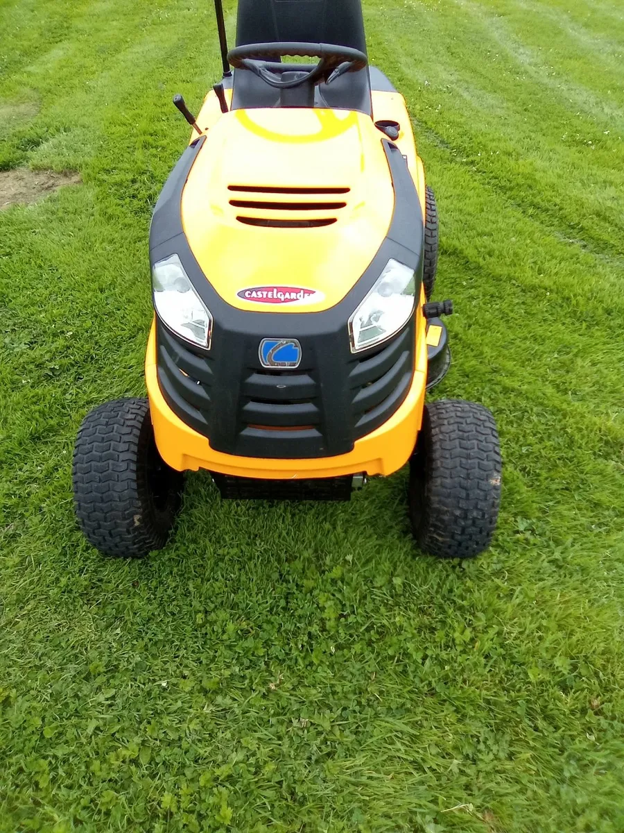 Ride on lawnmower - Image 3