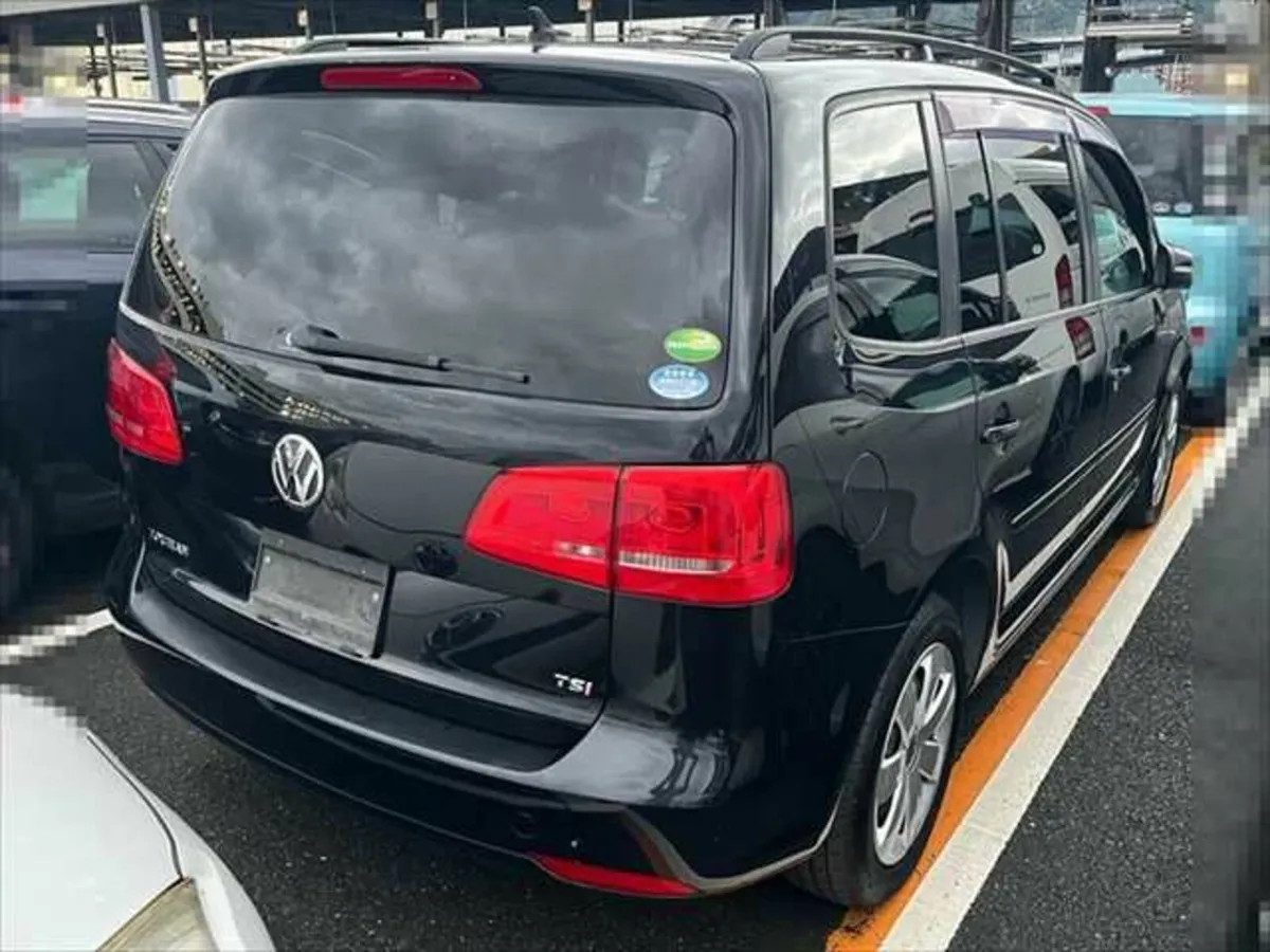 2013 VW Golf Touran 1.4 TSI Comfortline – 7 Seat, - Image 3