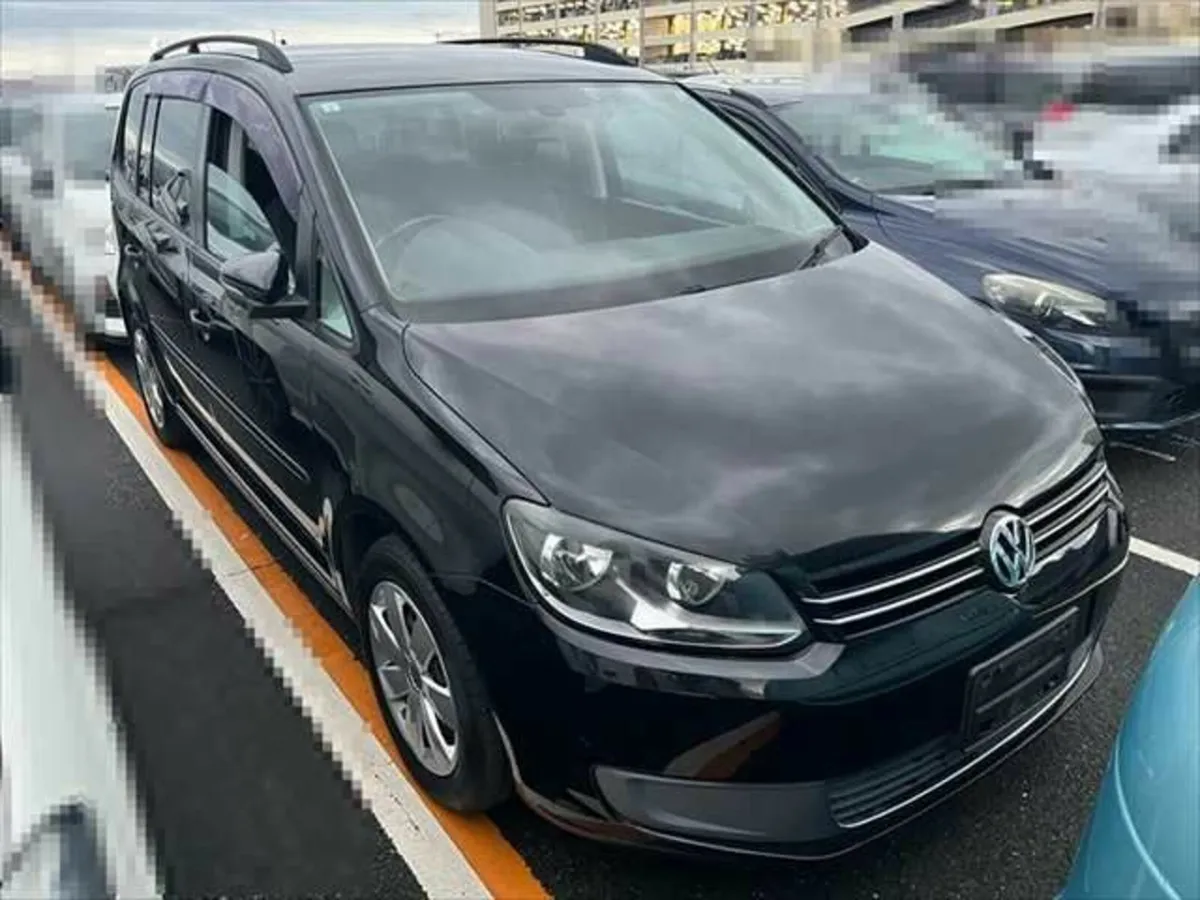 2013 VW Golf Touran 1.4 TSI Comfortline – 7 Seat, - Image 4