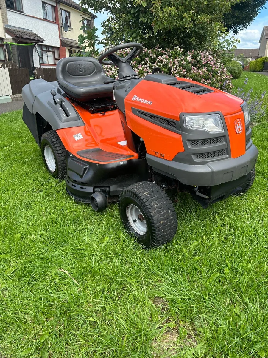 Husqvarna ride  on mower - Image 2