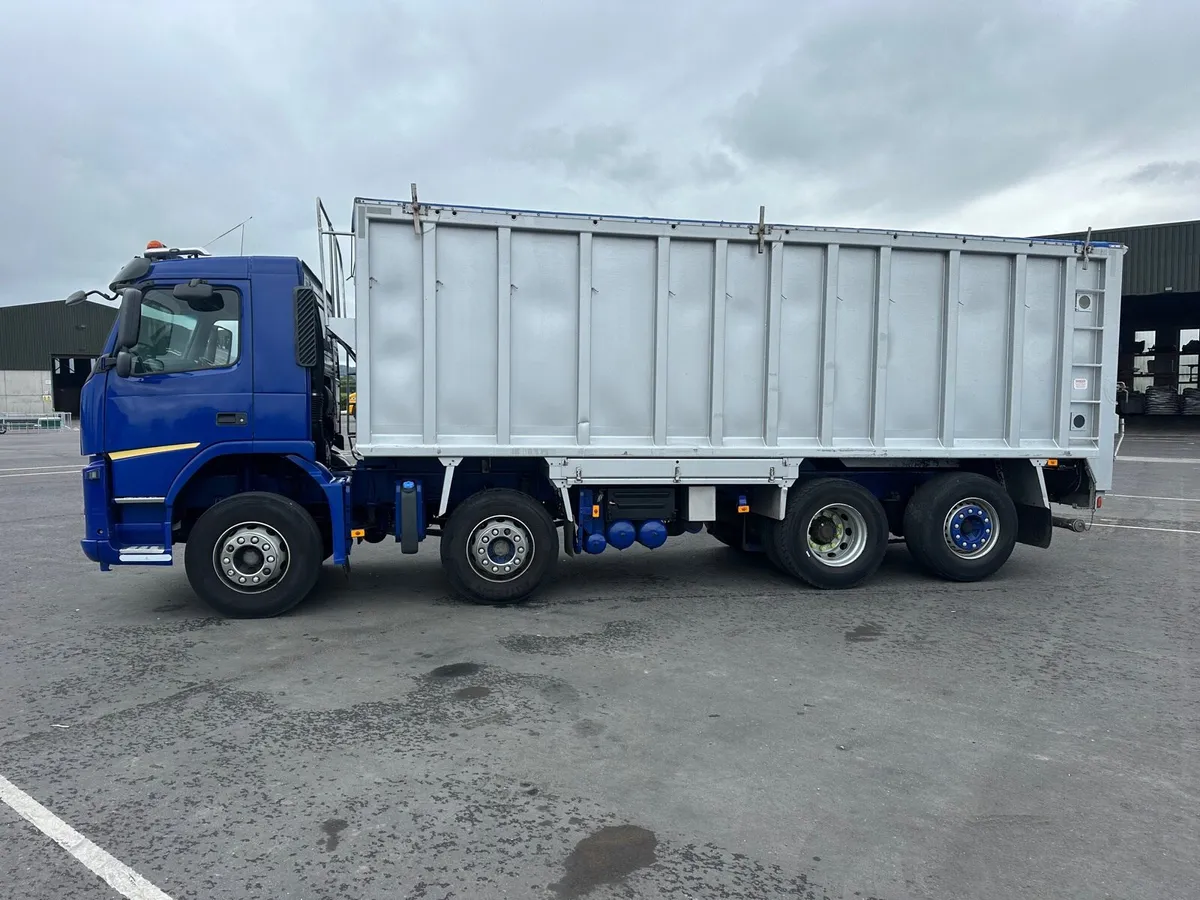 Volvo bulk blower - Image 4