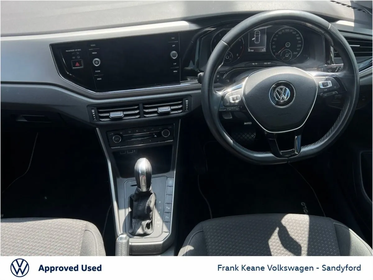 Volkswagen Polo  comfort Line  1.0 DSG Automatic - Image 2
