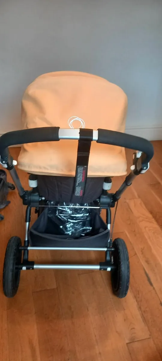 Bugaboo Camleon 3 Pram - Image 1