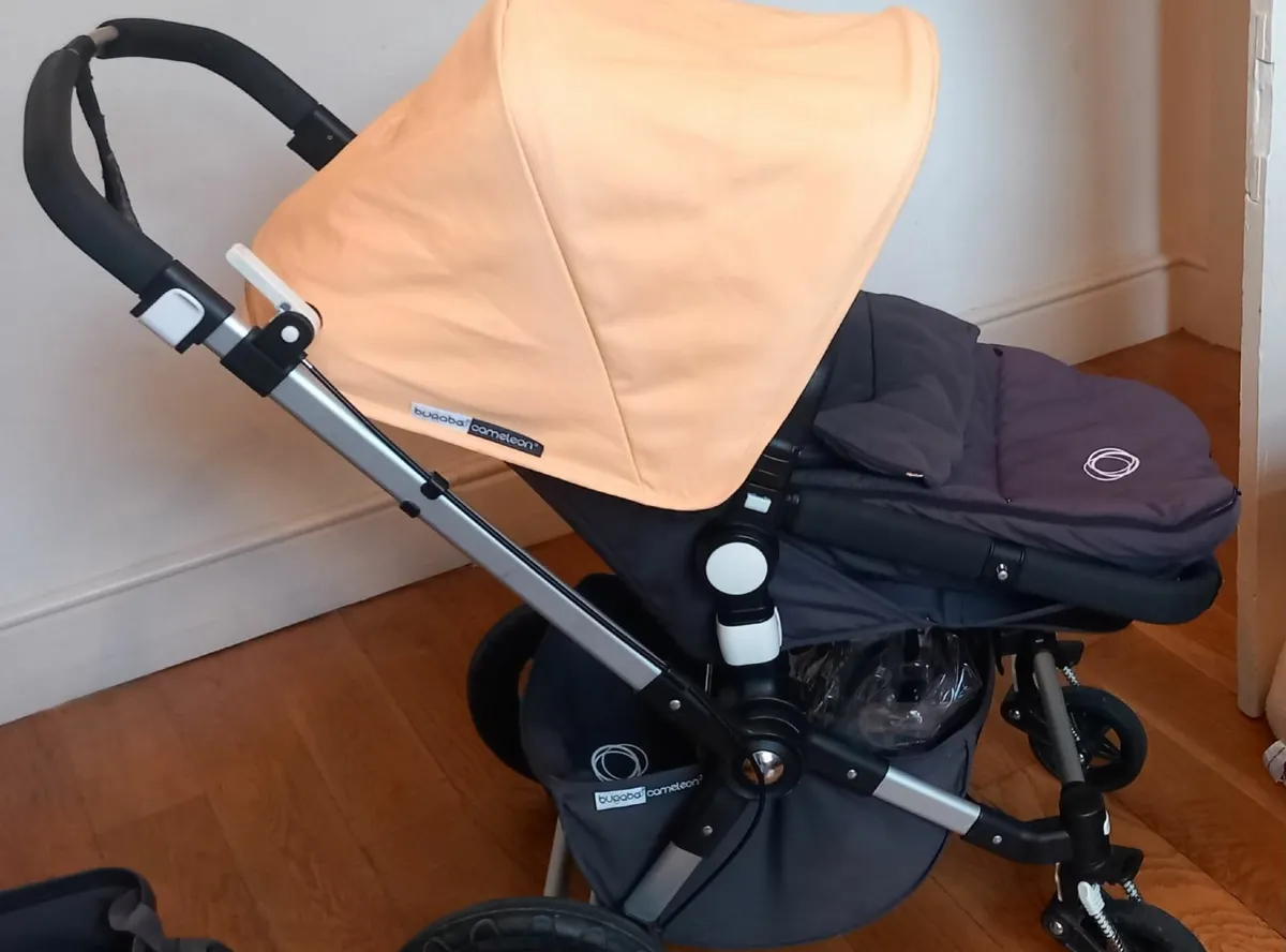 Bugaboo Camleon 3 Pram - Image 2