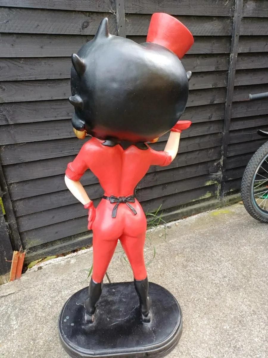 Vintage Betty Boop Figure - Image 4