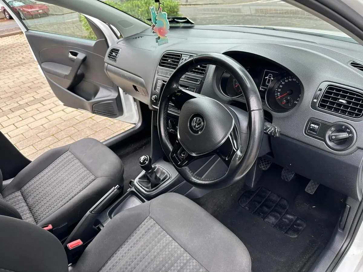 Volkswagen Polo 2016 - Image 3
