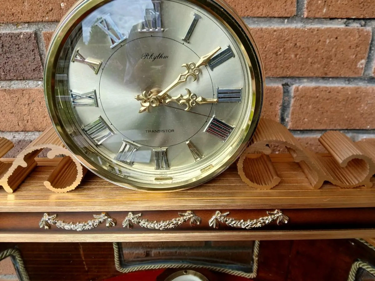 Brass mantel clock. - Image 4