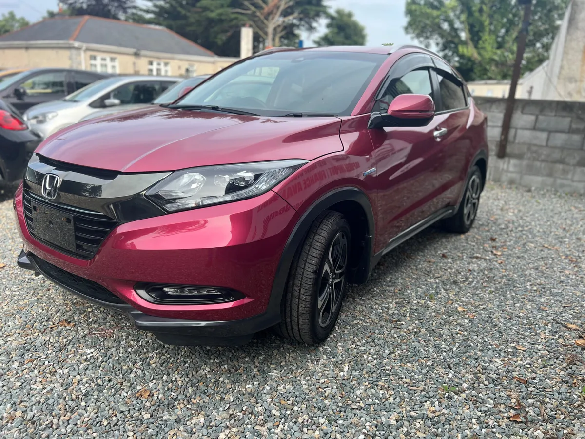 Honda Vesel 2017 low Milage - Image 4