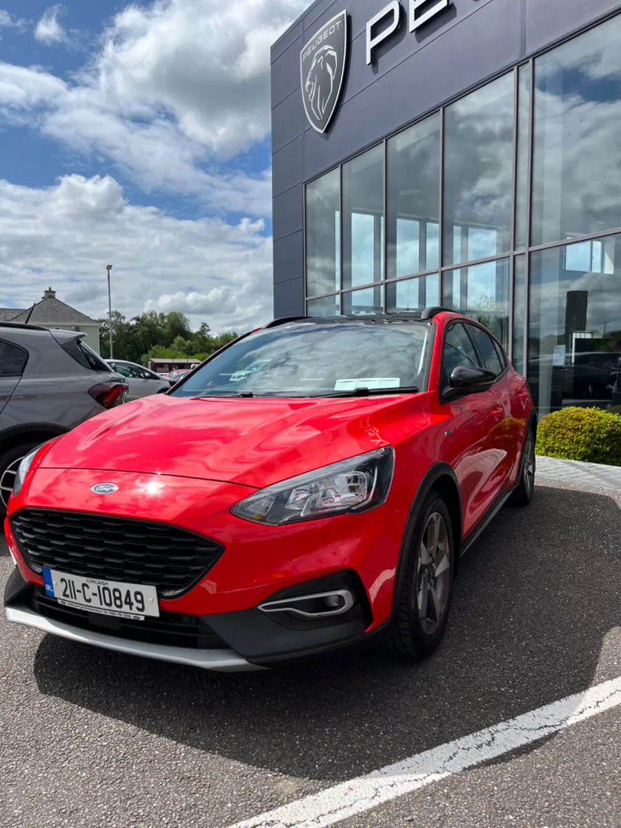 Ford Focus 2021 - Image 2