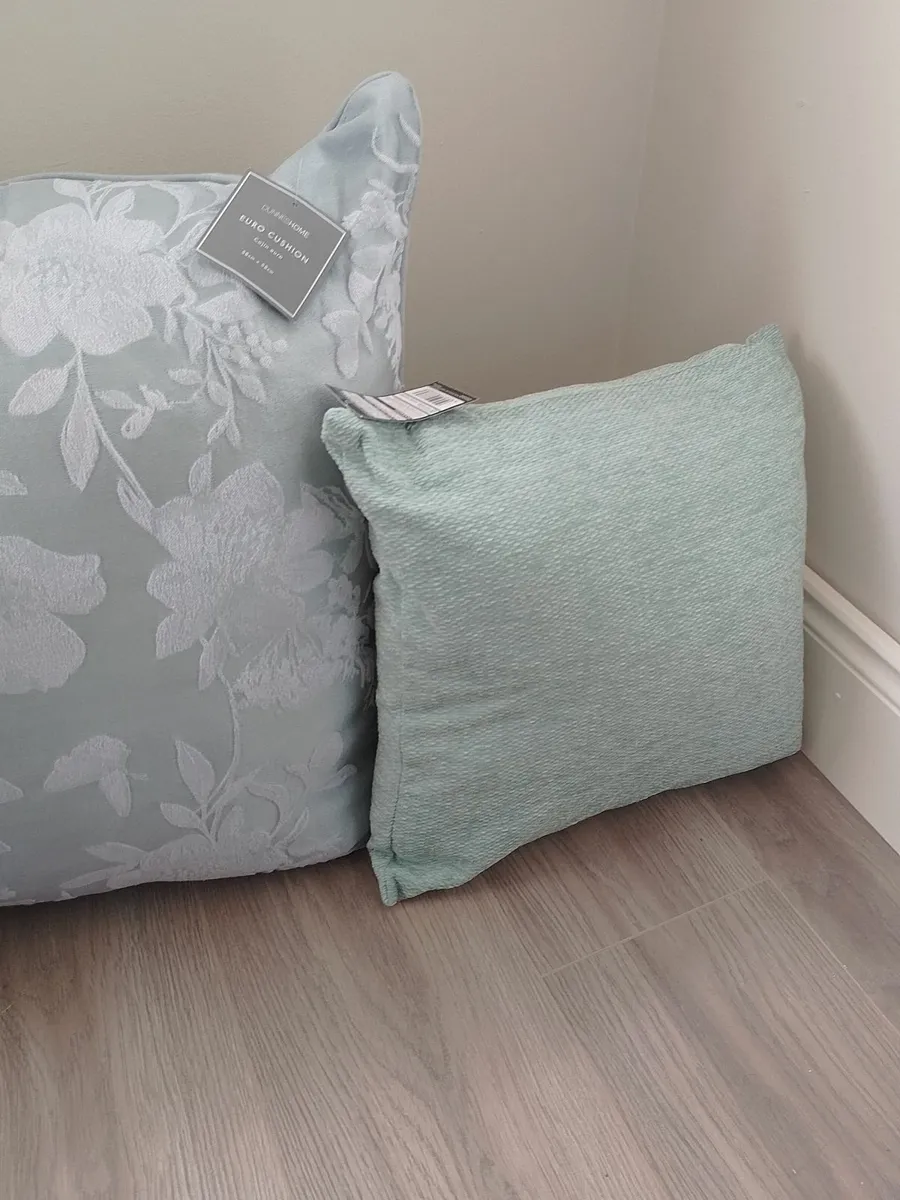 cushions - Image 3
