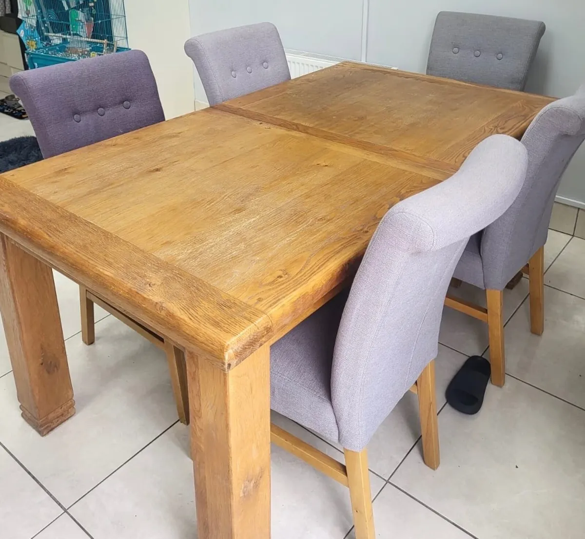 Table & Chairs - Image 4