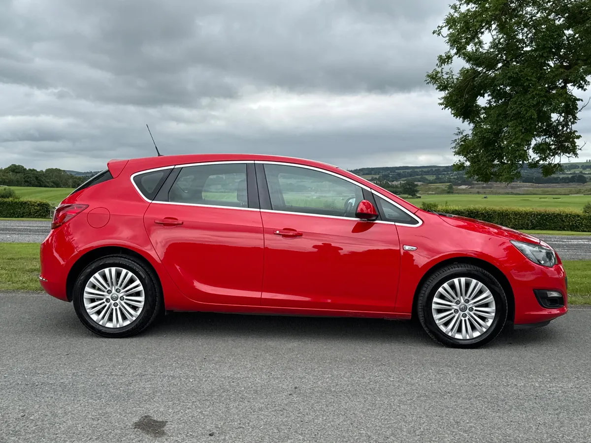Opel Astra 2015 CDTI 1.6 Excite - Image 3