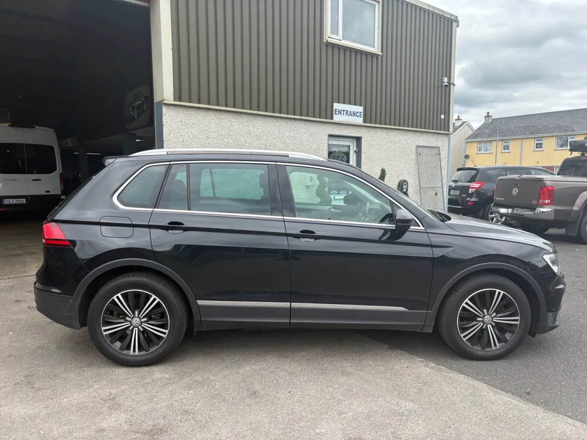 Volkswagen Tiguan 2.0 TDi  2016 - Image 2