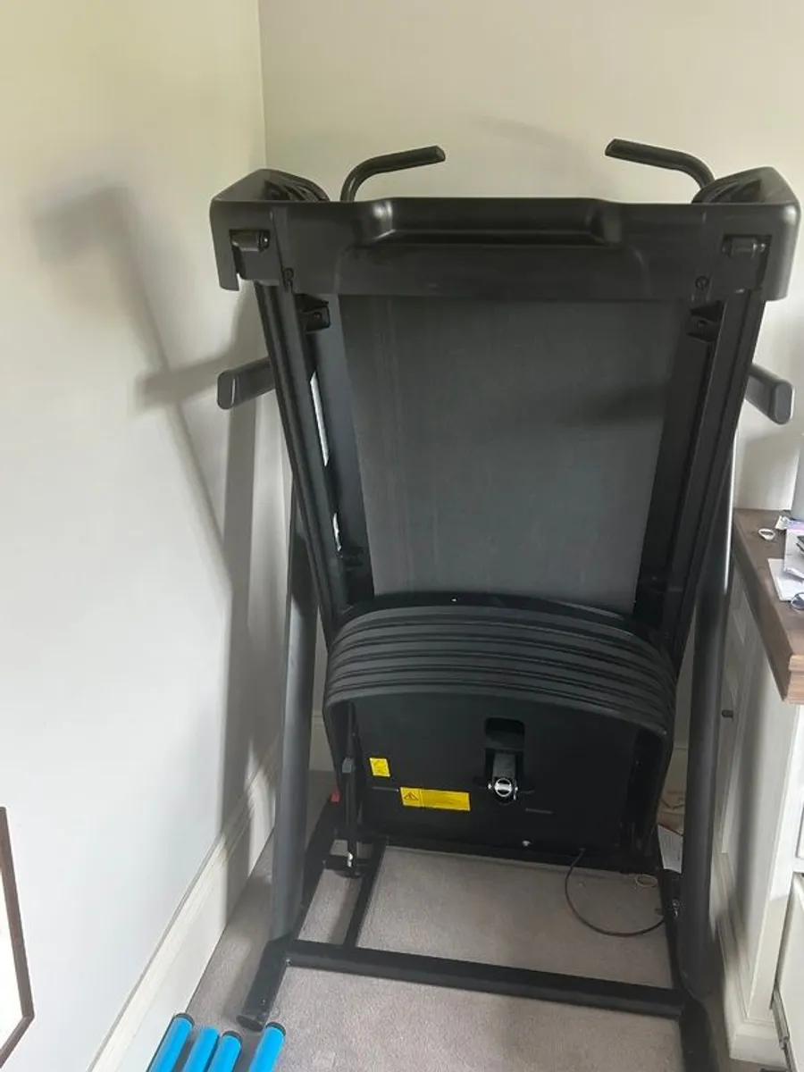 Treadmill - Image 1
