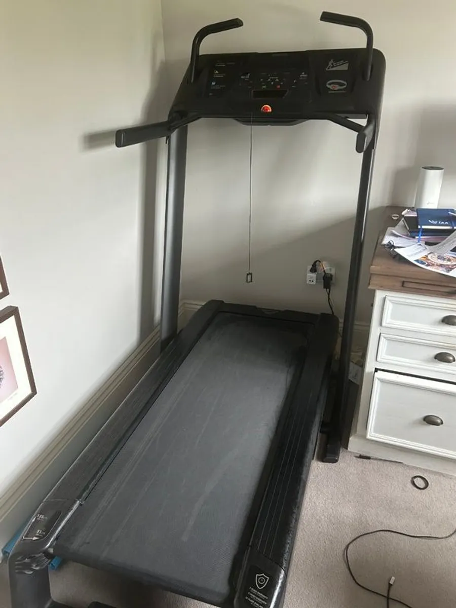 Treadmill - Image 2