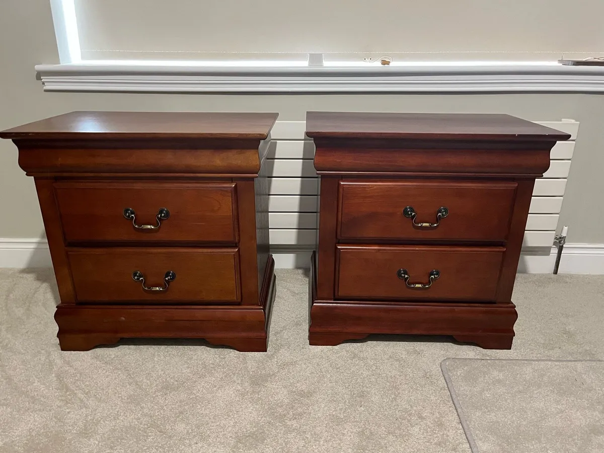 2 bedside lockers / drawers - Image 1
