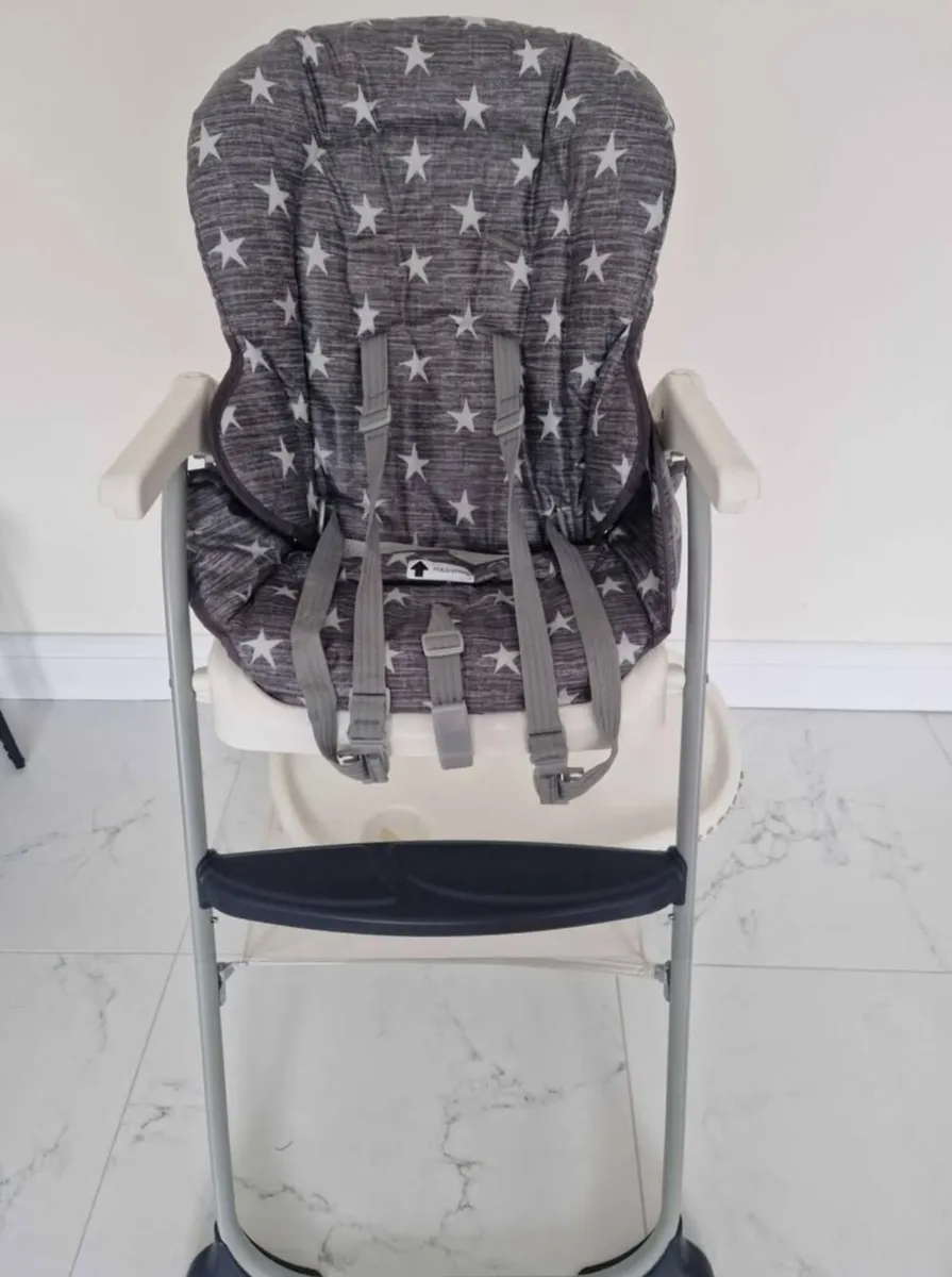 High chair - Image 1
