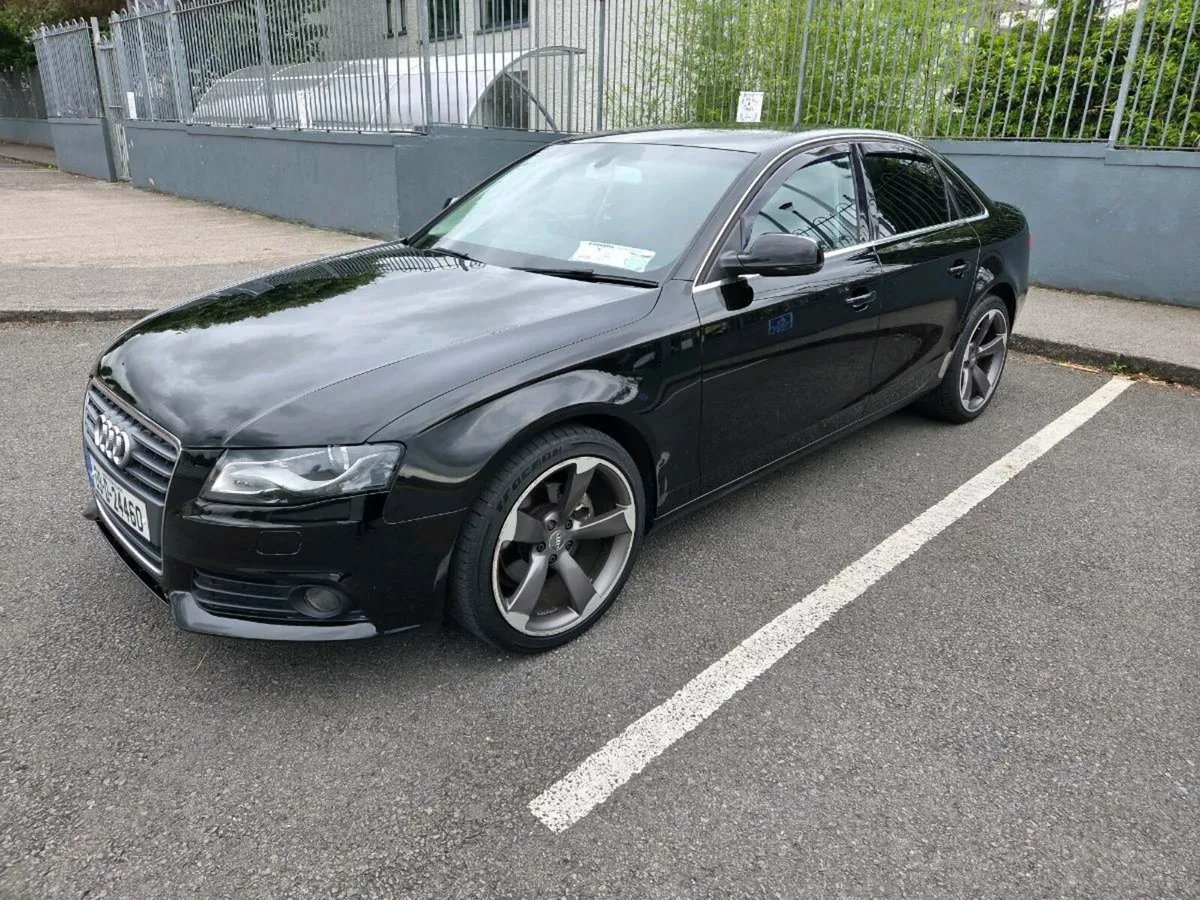 Audi A4 - Image 2