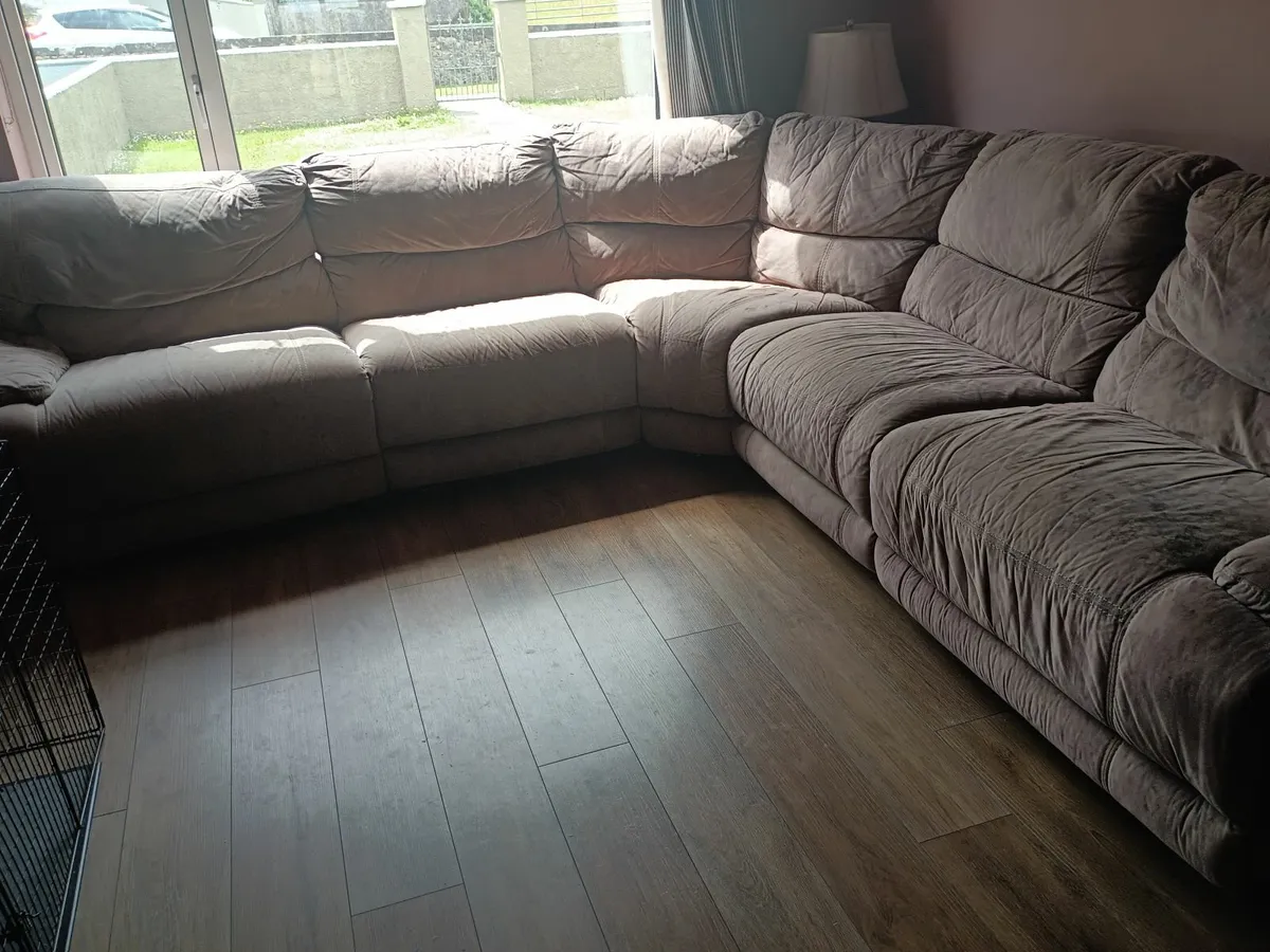 Large couch with recline - Image 1