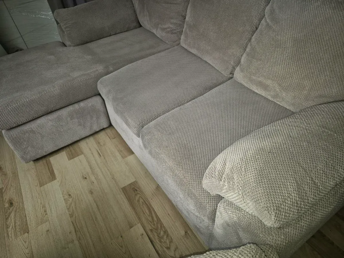 Corner set,Dublin Delivery - Image 2