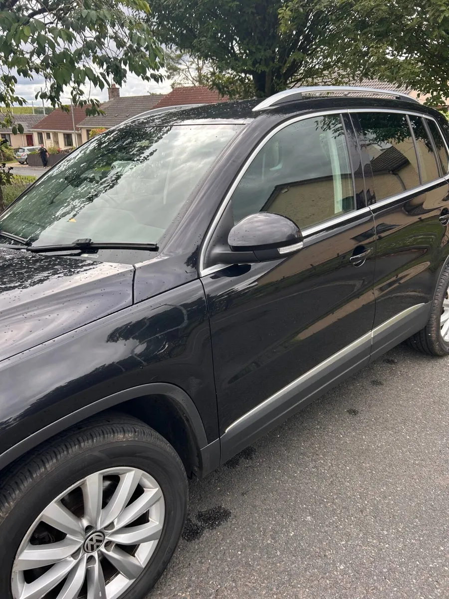 Volkswagen Tiguan 2015 - Image 4