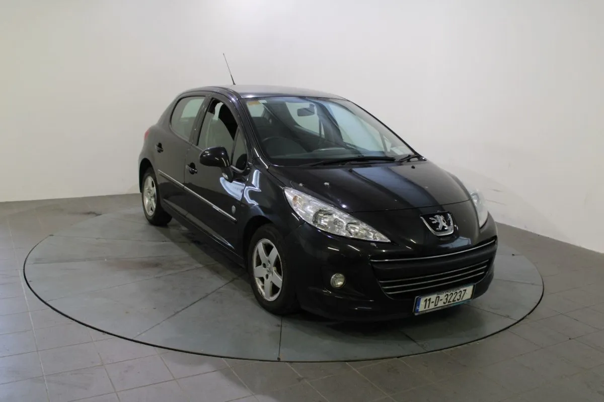 Peugeot 207 1.4 95 bhp Envy - Image 1