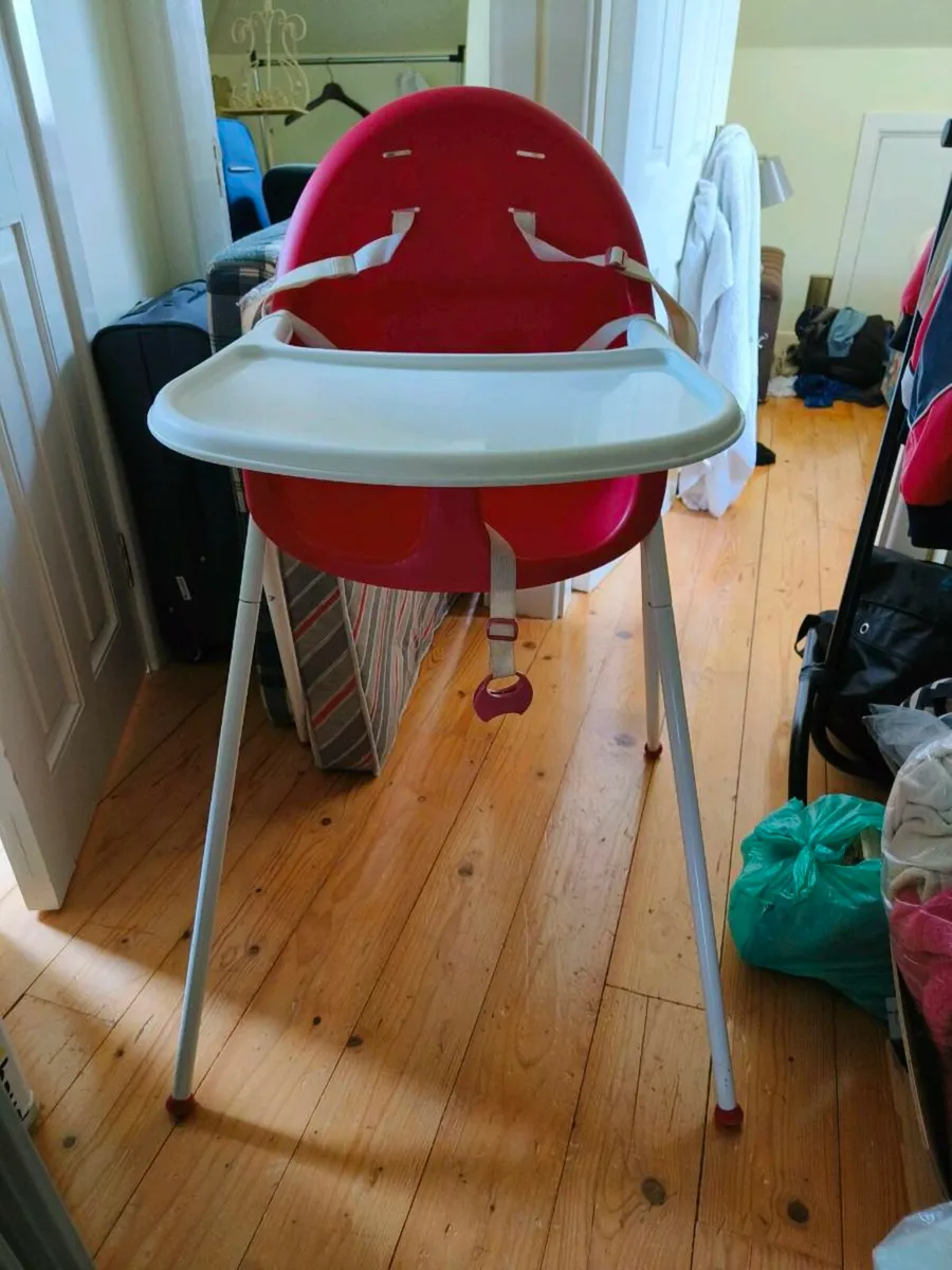 High chair - Image 1