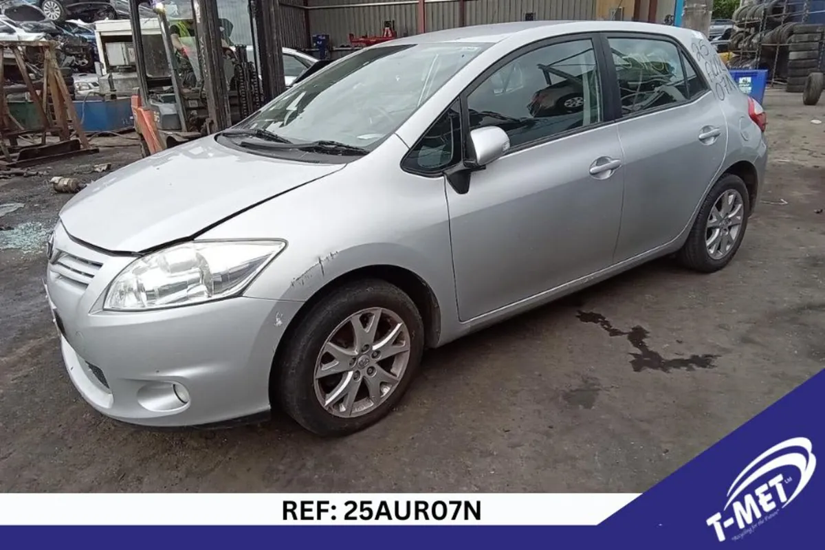 2012 TOYOTA  AURIS BREAKING FOR PARTS - Image 3