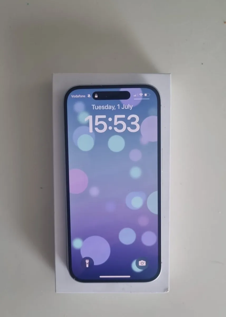 Iphone 16 - Image 1