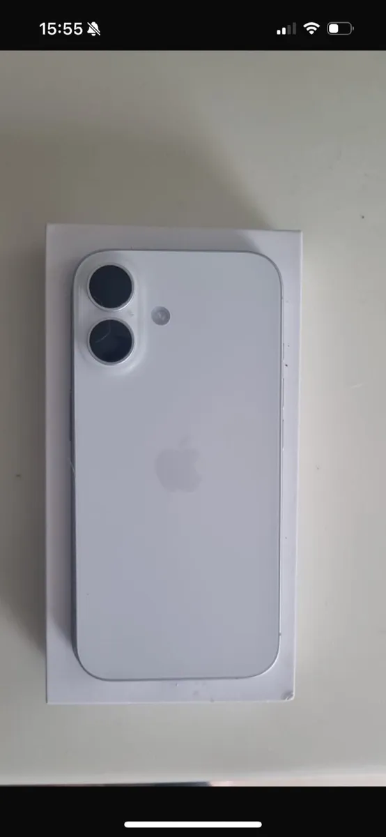 Iphone 16 - Image 4