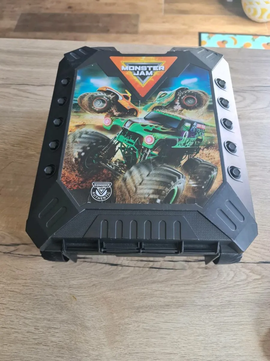 Monster jam toys - Image 2