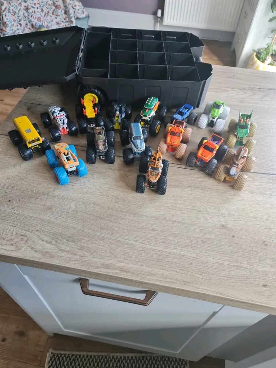 Monster jam toys - Image 3