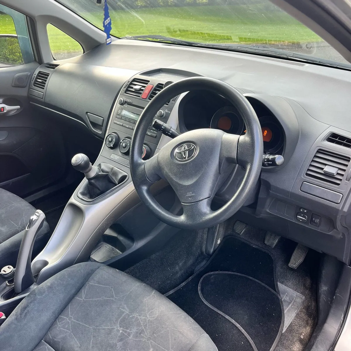 2007 Toyota Auris - Image 4