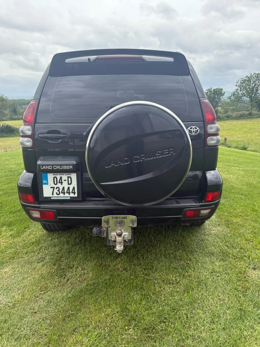 Toyota Land Cruiser - Image 3