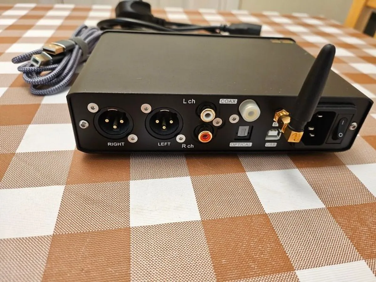 Topping EX5 - DAC and headphone amp - Image 2