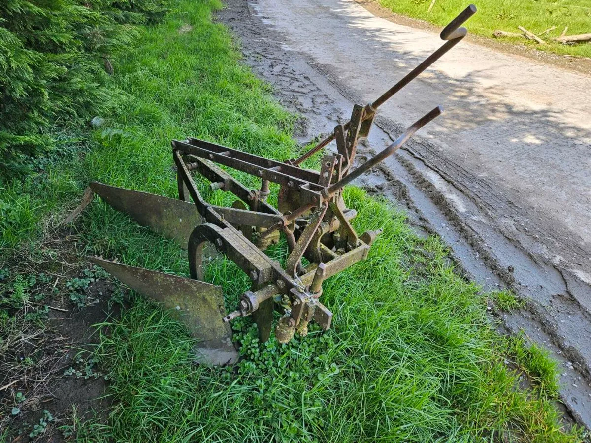 2 furrow ransome plough - Image 1