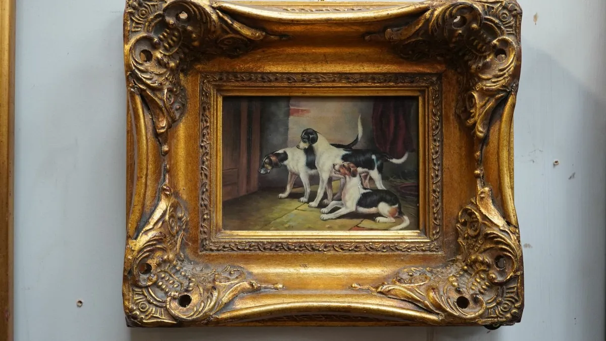 🖼️ Set of 7 Framed Vintage-Style Pictures - Image 2