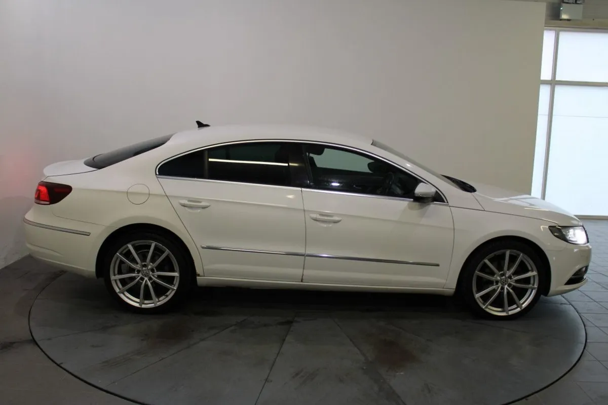 Volkswagen CC 2.0 TDI 140 BHP BMT - Image 3