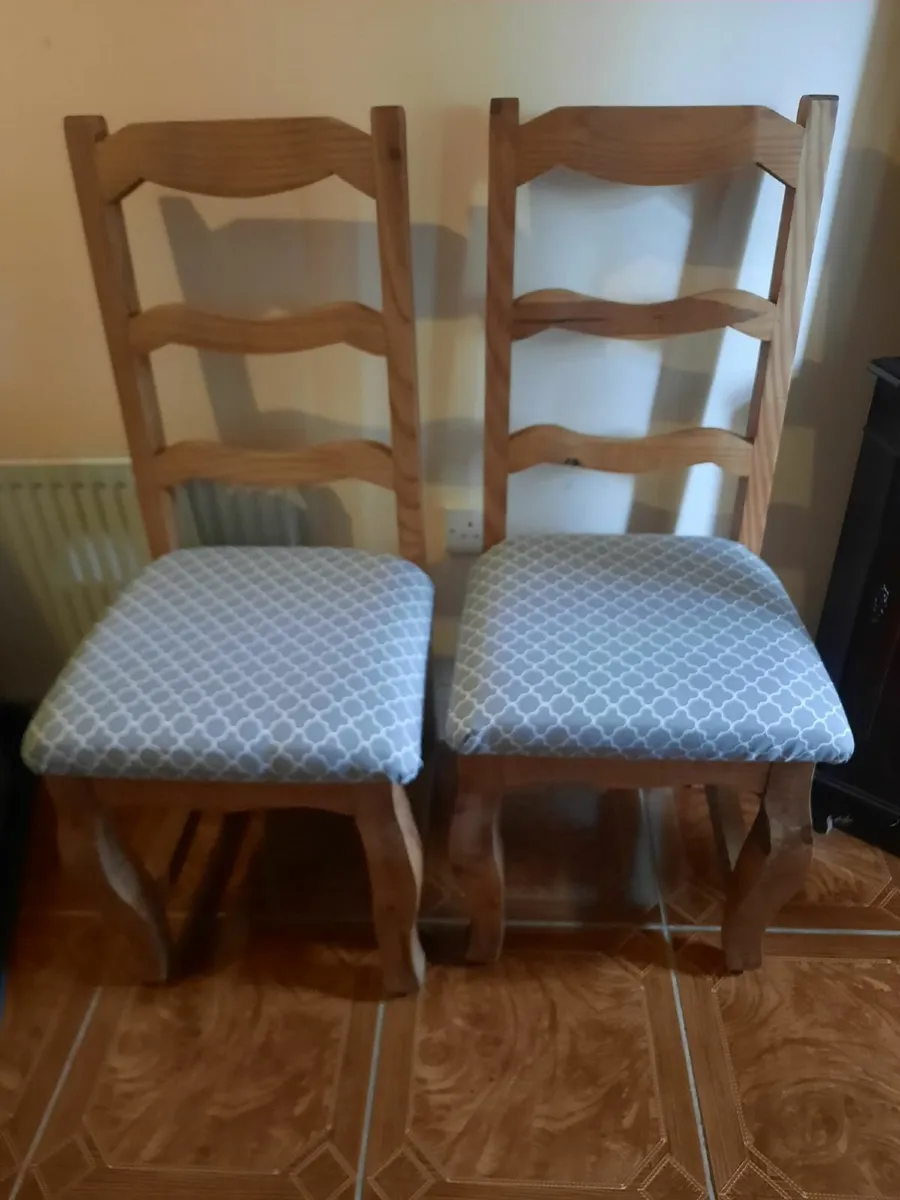 Pair of kitchen chairs - Image 1