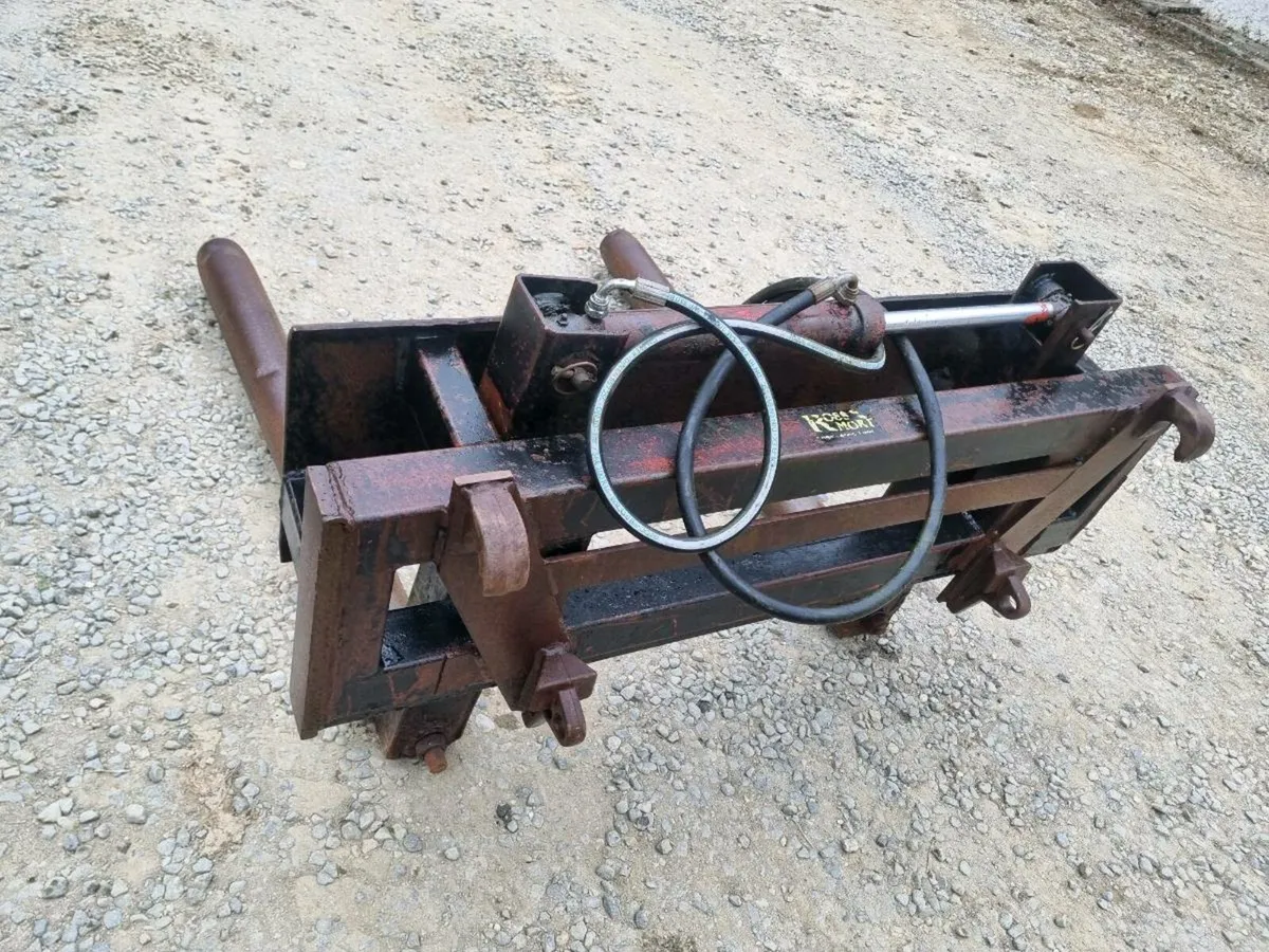 Rossmore bale stacker handler - Image 4