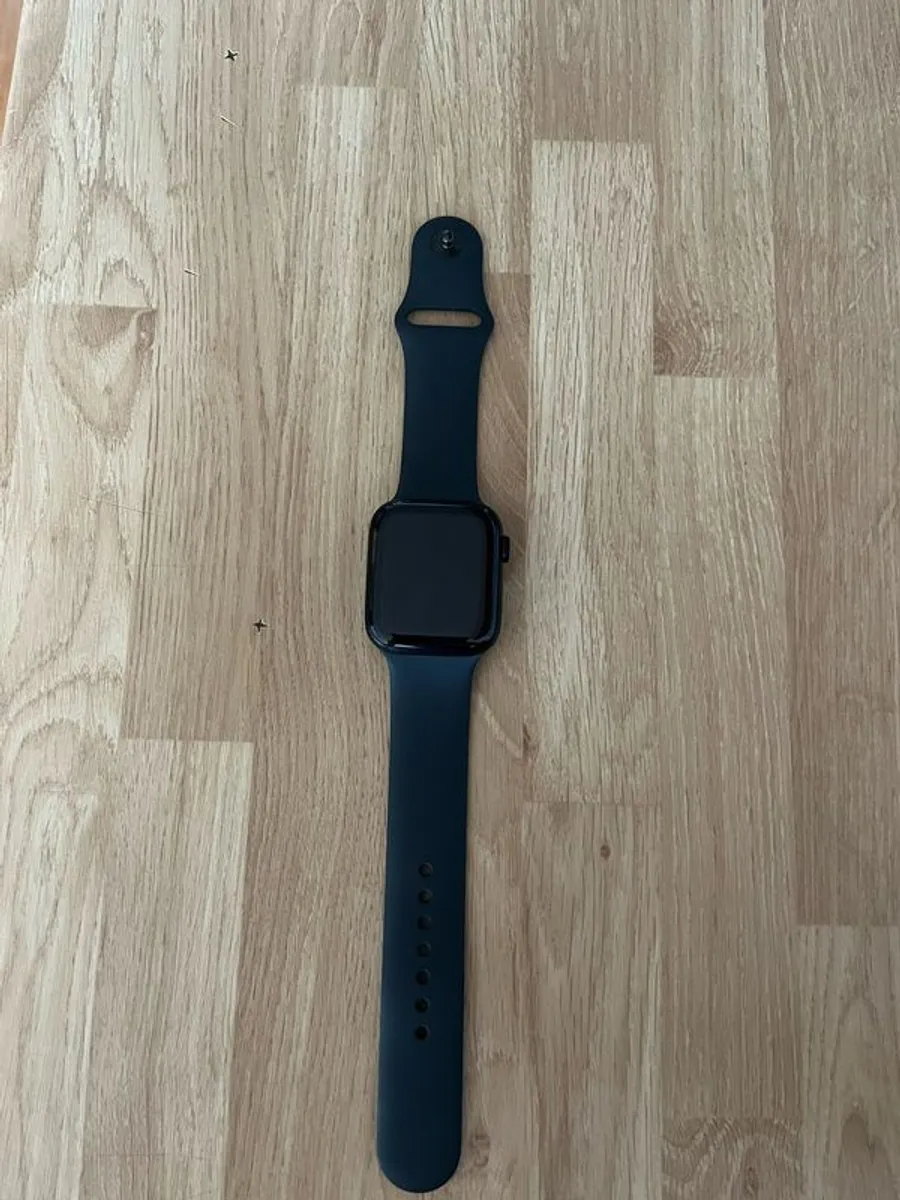 Apple Watch SE 2nd generation 44mm (barely used) - Image 2