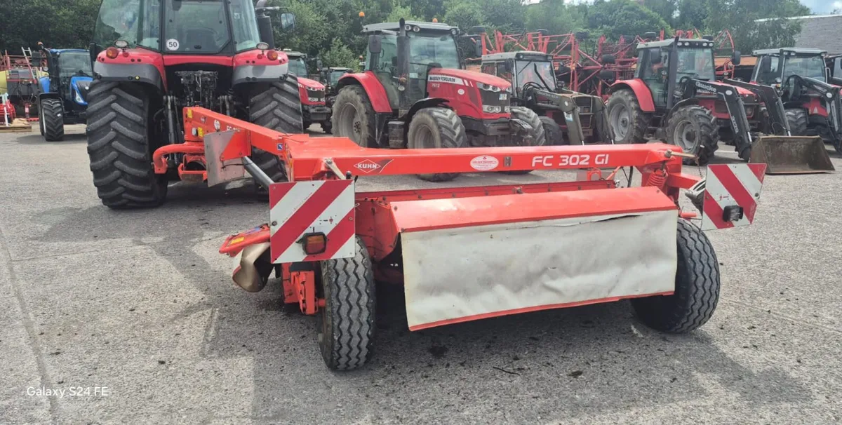 Kuhn FC302 GI Trailed Mower Conditioner - Image 4