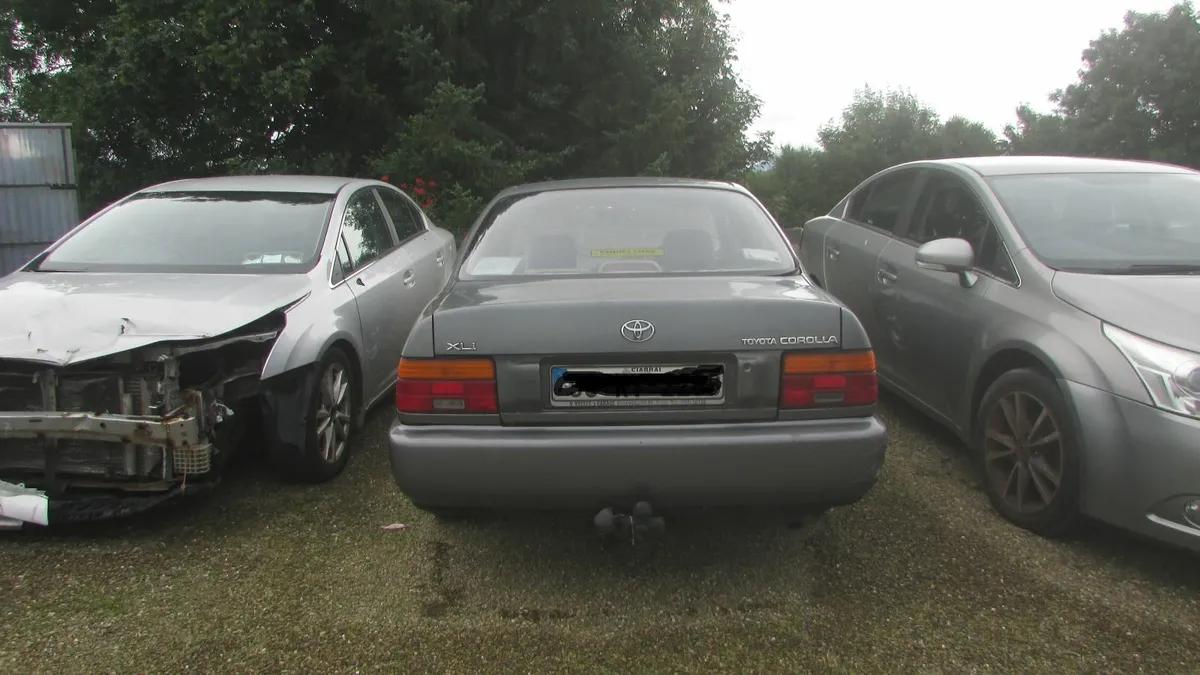 Toyota Corolla 1996 - Image 1