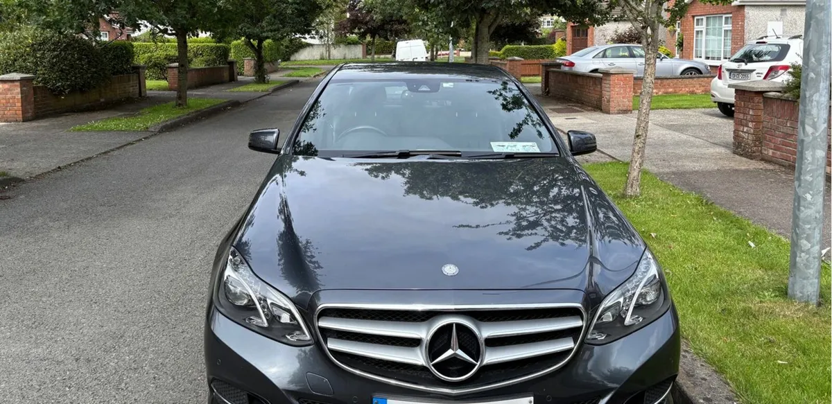 Mercedes-Benz E-Class 2016 - Image 1