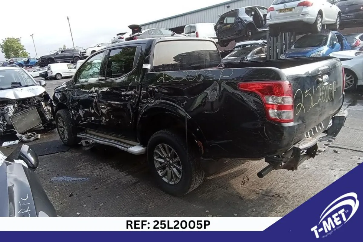 2018 MITSUBISHI L200 BREAKING FOR PARTS - Image 3