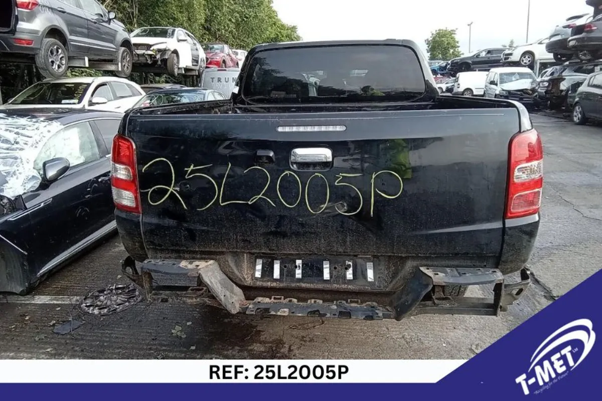 2018 MITSUBISHI L200 BREAKING FOR PARTS - Image 4