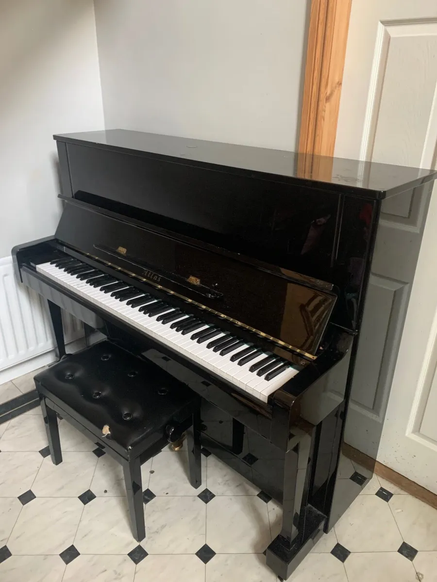 Piano - Image 1